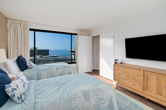 Building Photo - Available TBD - Discovery Bay 2 Bed, 2 Bat...