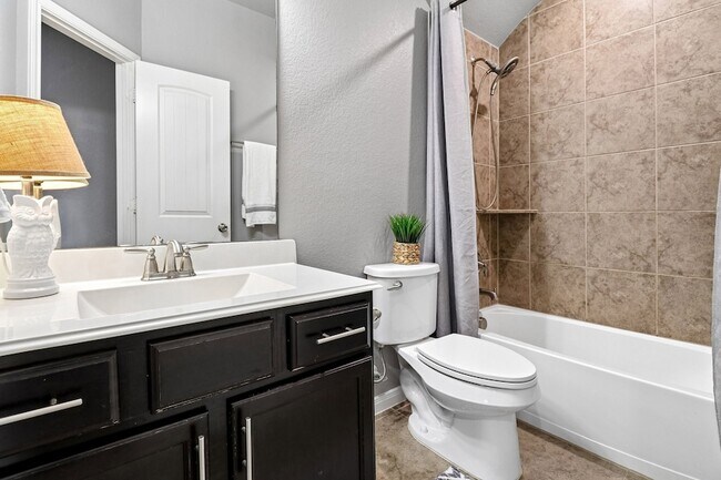 Building Photo - 21396 Timber Lodge Ln