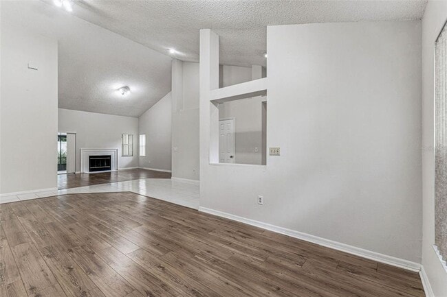 Building Photo - 7206 Ridgeport Dr