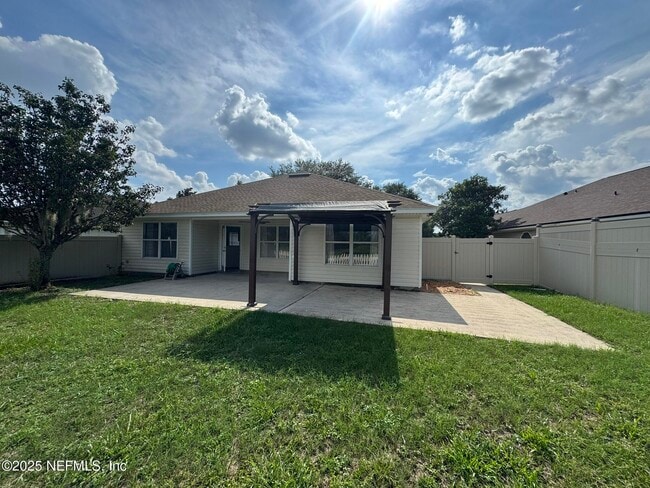 Building Photo - 96676 Commodore Point Dr
