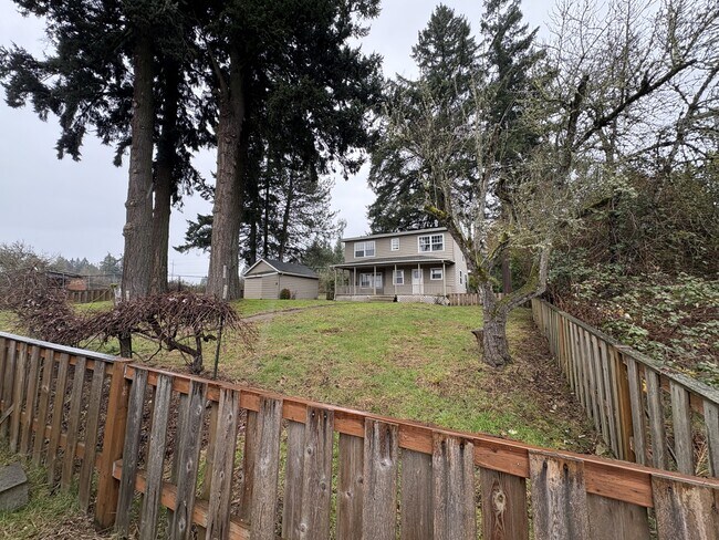 Building Photo - 16093 SW Roy Rogers Rd