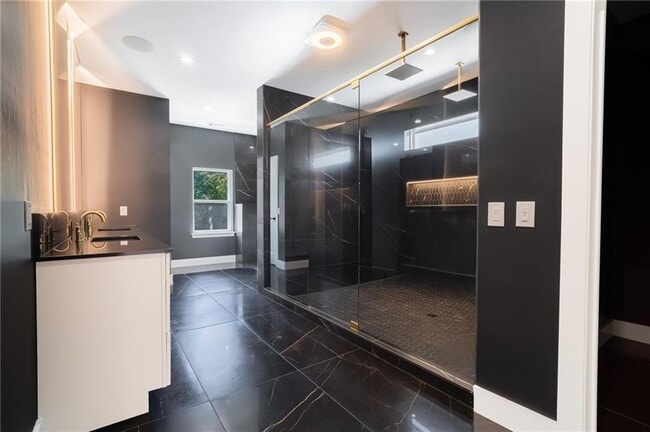 Building Photo - 4051 Annecy Dr SW