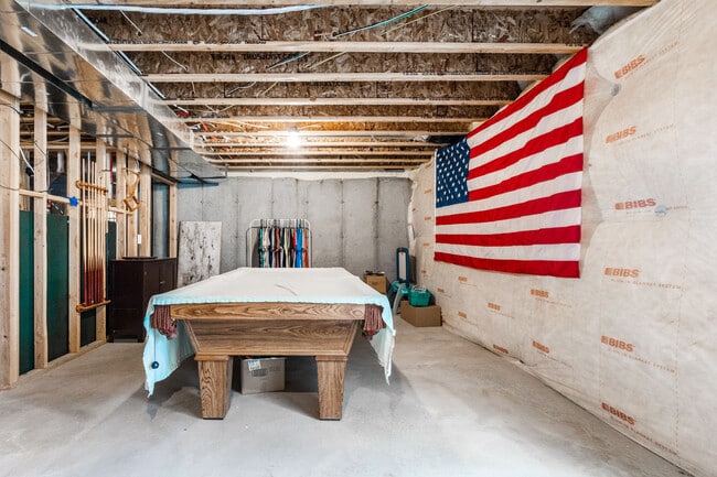 Building Photo - 16104 S Bodmin Way