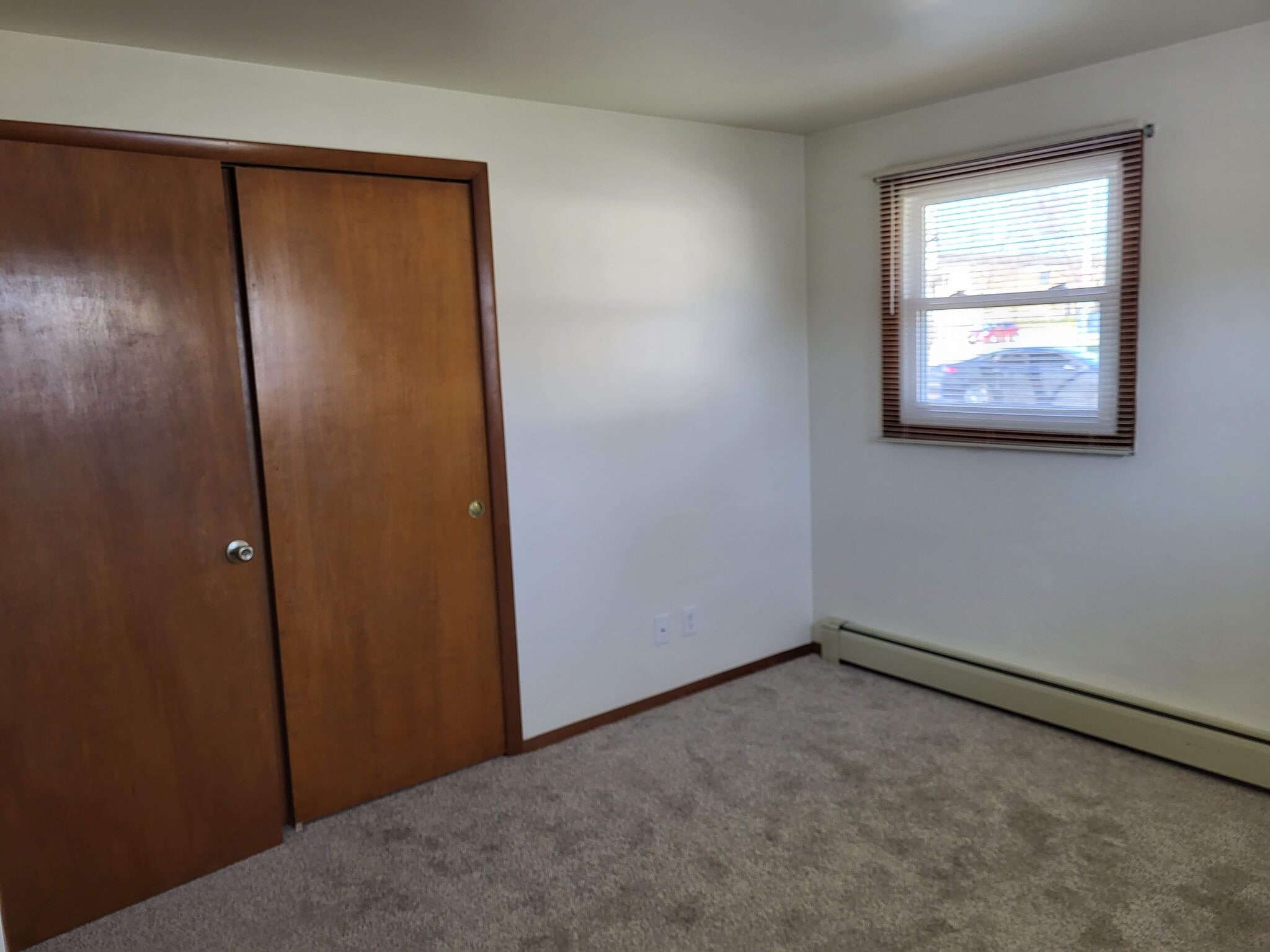 Building Photo - 1150 Cardinal Ln