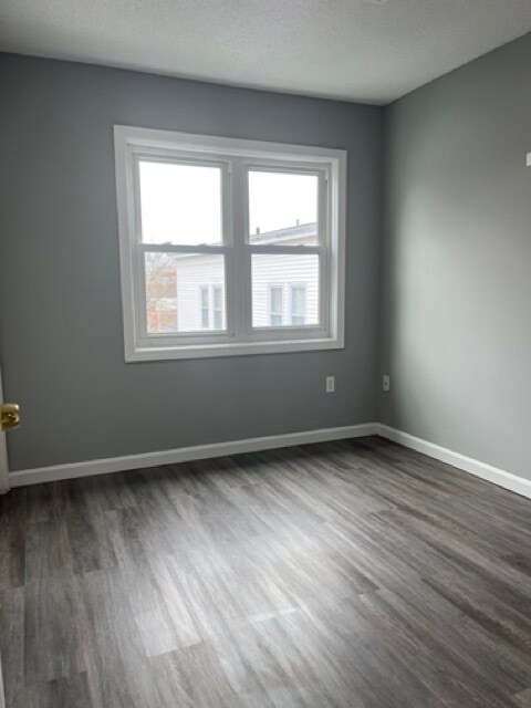 Building Photo - 386 Summer St