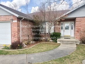 Building Photo - Updated 5 Bedroom 5 Bath Home in Layton