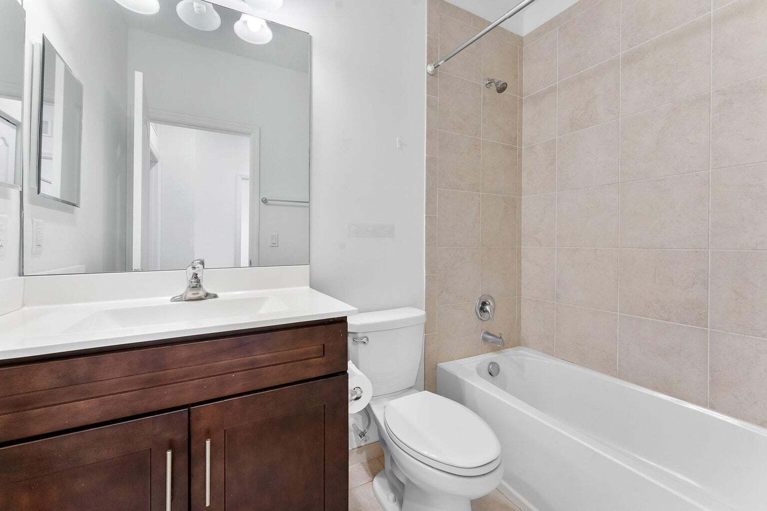 Building Photo - 12756 Anthorne Ln