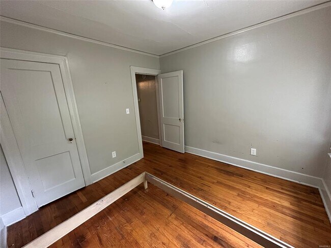 Building Photo - 432 Clanton Ave