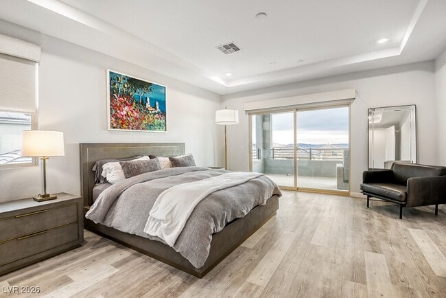 Building Photo - 342 American Dipper St