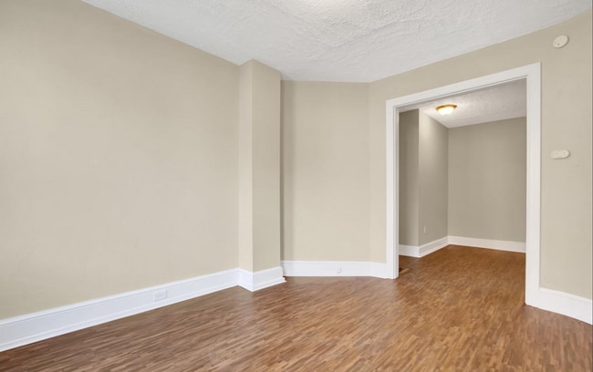 Building Photo - Coming Soon! Charming 4 Bedroom Home in York City!