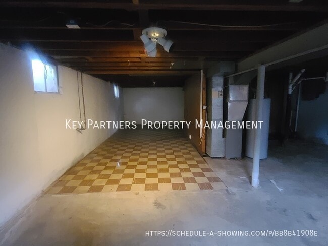 Building Photo - 7115 Larsen-