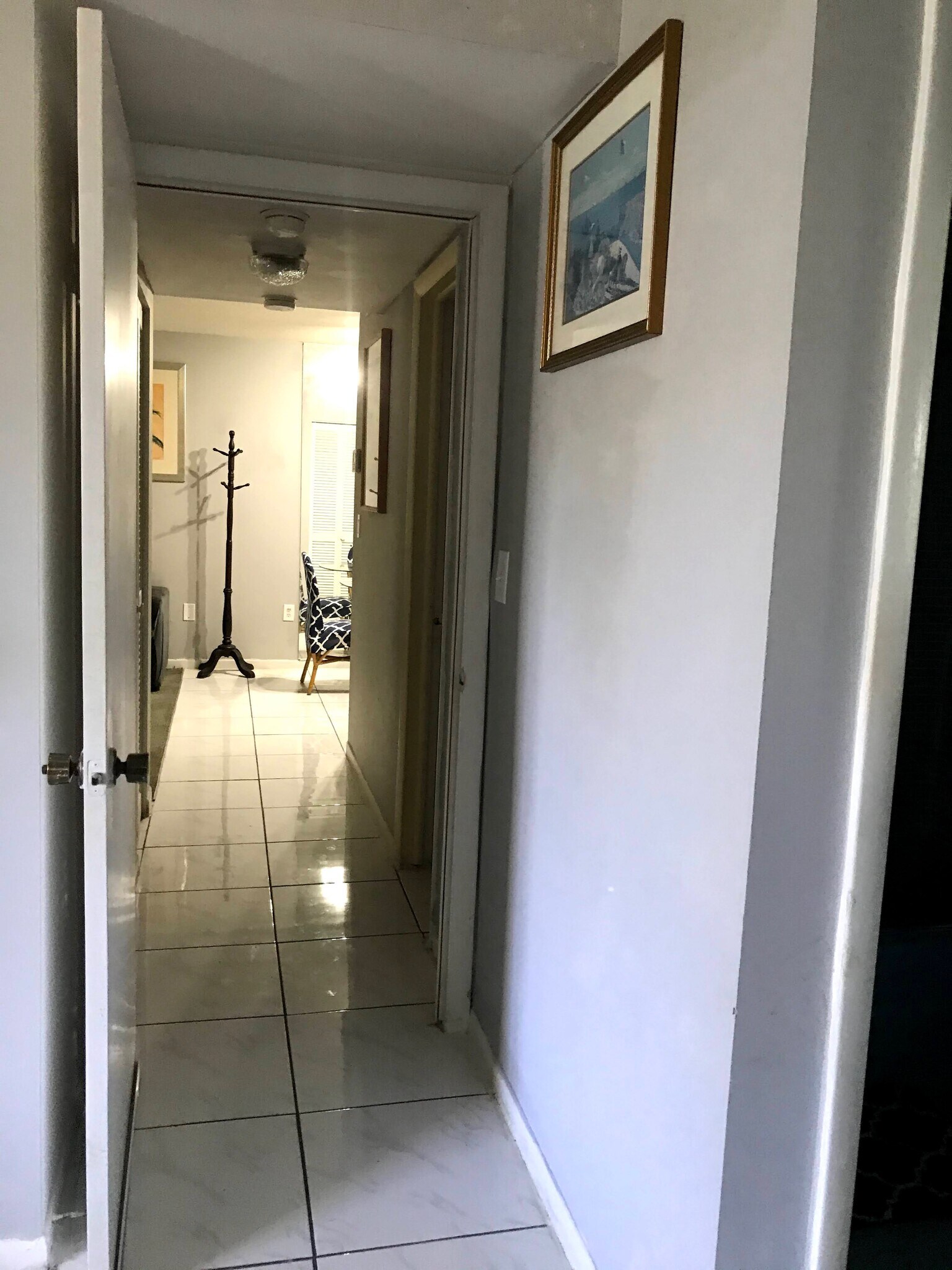 Building Photo - 250 180th Dr