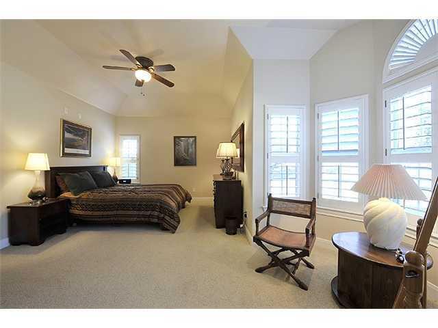 Building Photo - 644 Newport Dr