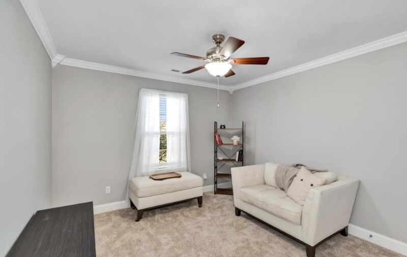 Building Photo - 27651 Grant Dr