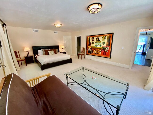 Building Photo - 3594 Silverado Trail N