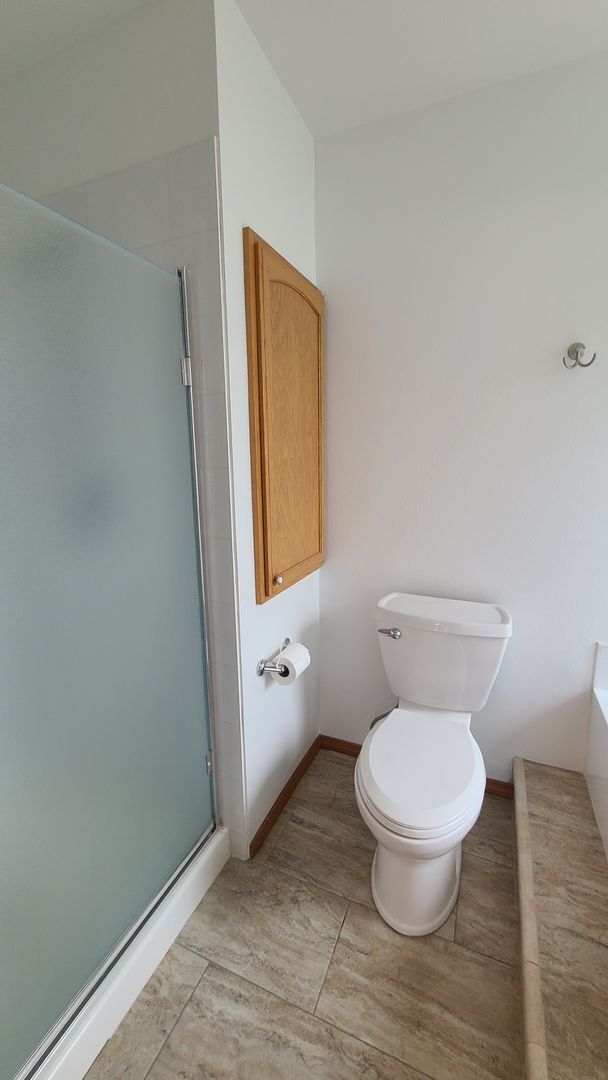 Building Photo - $2,100 - 2 Bed / 2 Beautiful House in Nort...