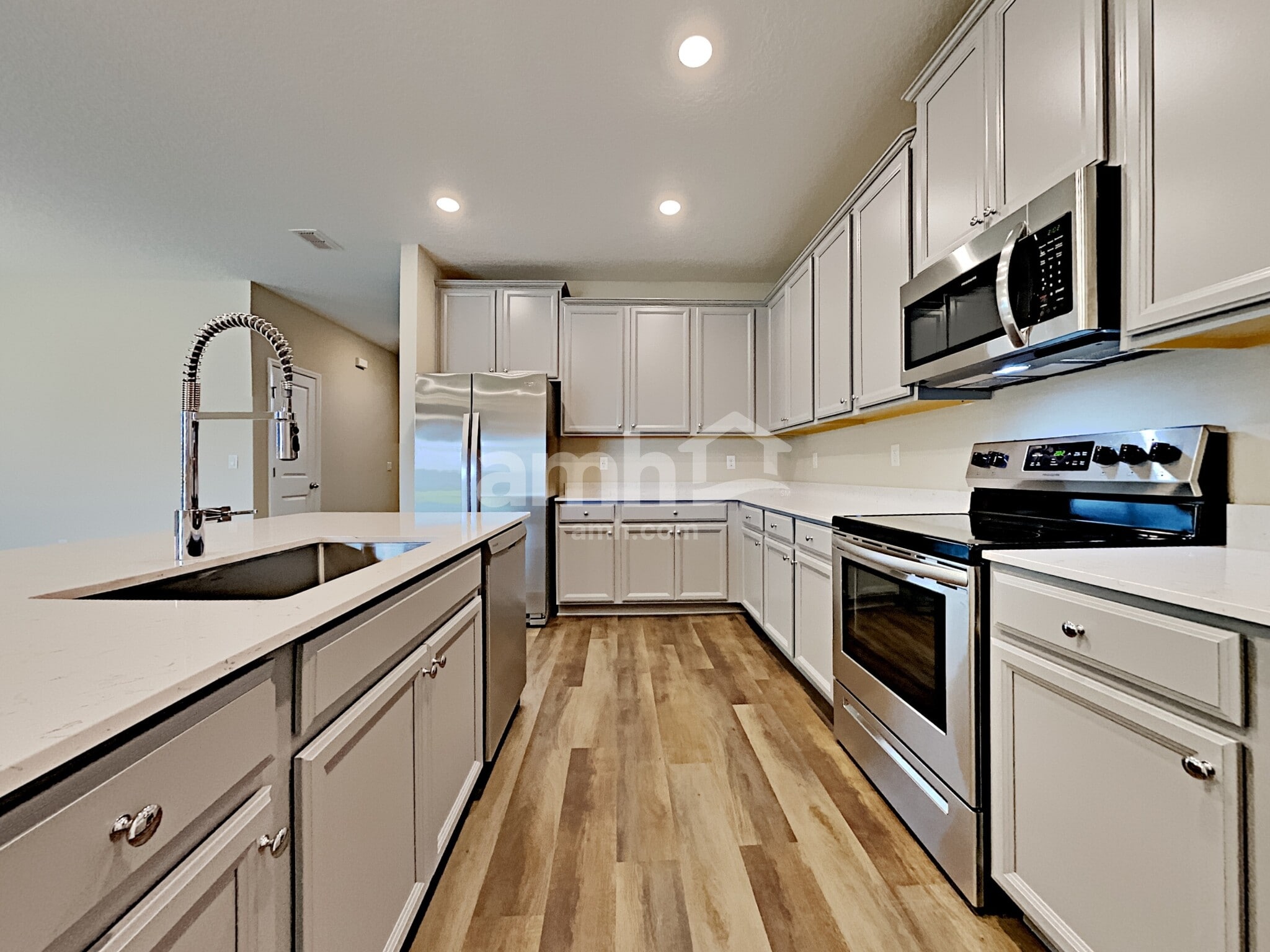 Building Photo - 300 Anastasia Park Rd