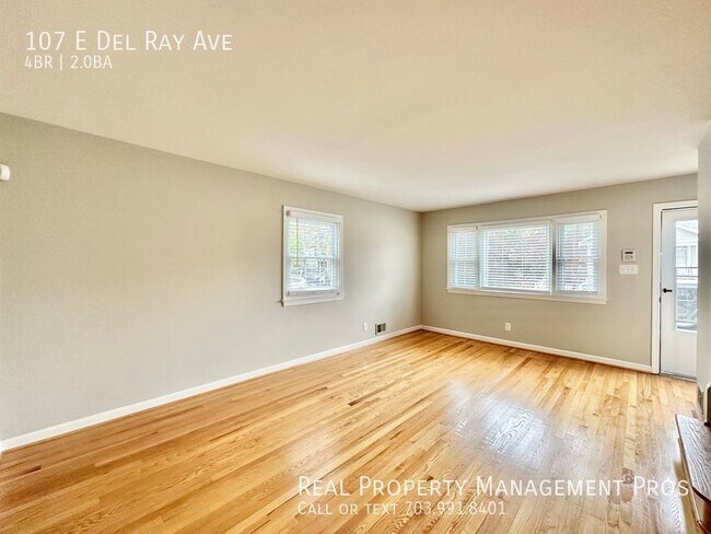 Building Photo - 107 E Del Ray Ave