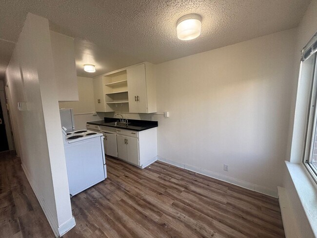 Interior Photo - The Norman Apartments