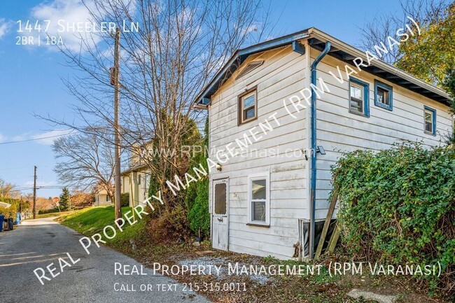 Primary Photo - Charming Detached Tiny Home with Modern Co...