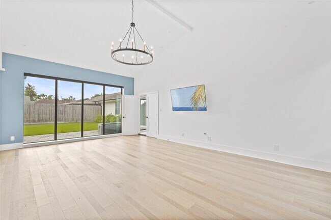 Building Photo - 2703 Tannehill Dr
