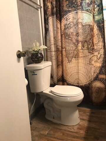 Building Photo - 1459 E 115th St