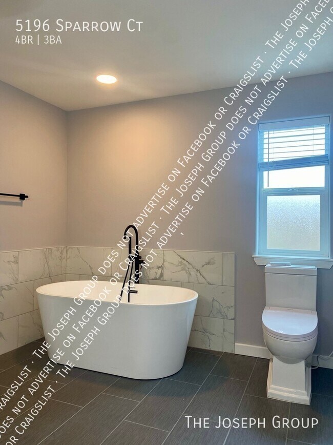 Building Photo - 5196 Sparrow Ct