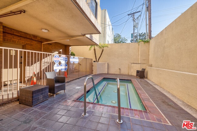 Building Photo - 235 S Tower Dr