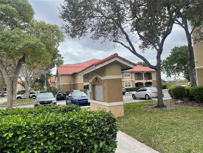 Building Photo - 160 SW 117th Terrace