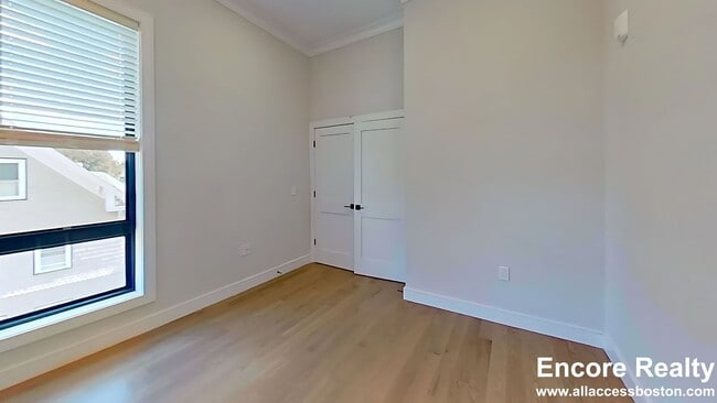 Building Photo - 16-18 Highgate St. (Roomate Rental) Unit 307