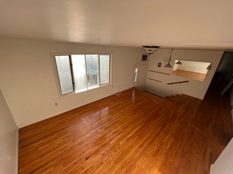 Building Photo - 2 Water Tower Rd