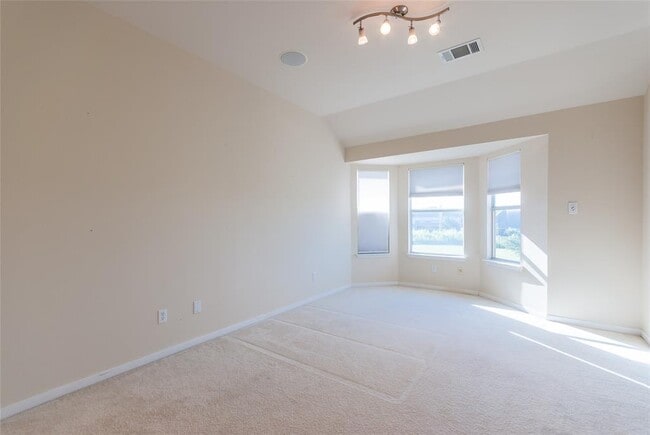 Building Photo - 1101 Hidden View Pl