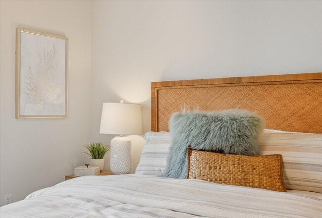 Building Photo - 3472 Knightsbridge Trl N