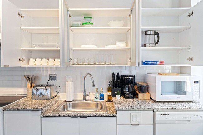 Building Photo - 309 Vine St