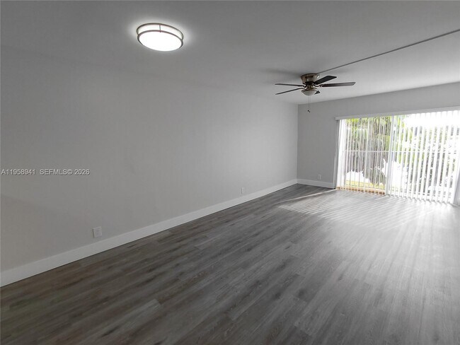 Building Photo - 8720 N Sherman Cir