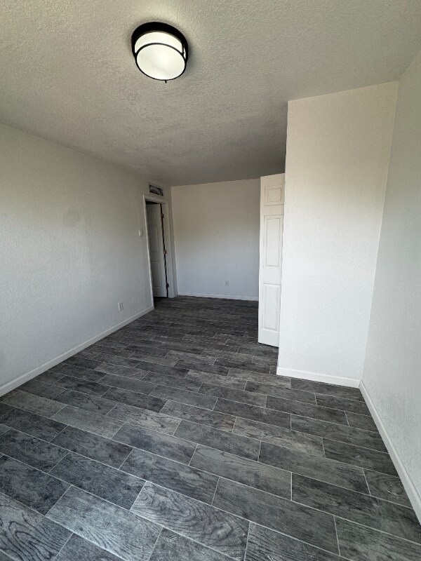 Building Photo - 3939 E Glenn St