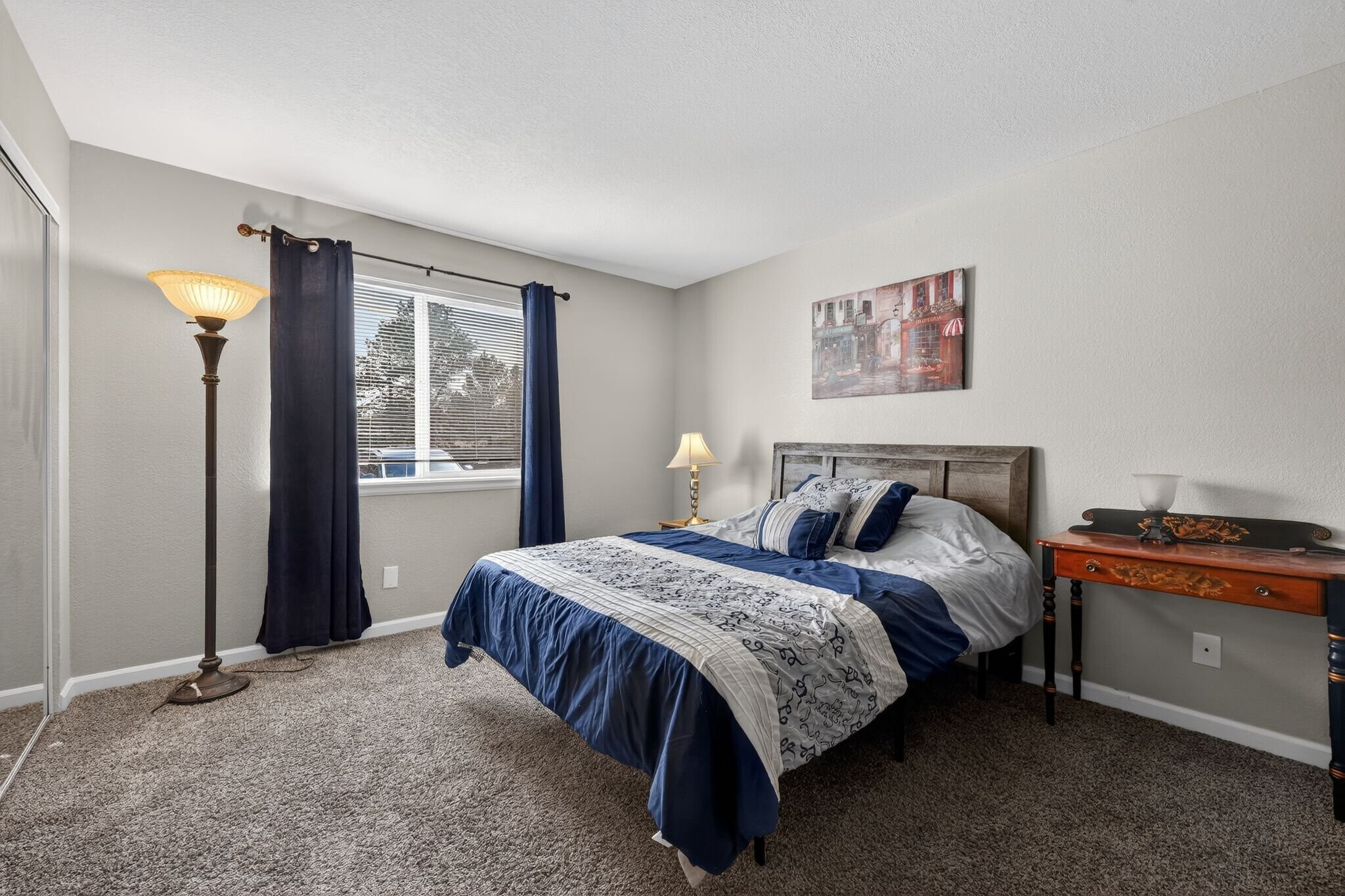 Building Photo - 13085 W Cedar Dr