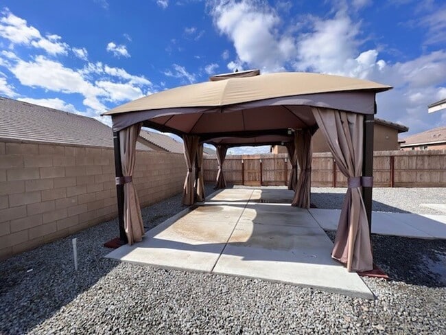 Building Photo - Coming Soon!