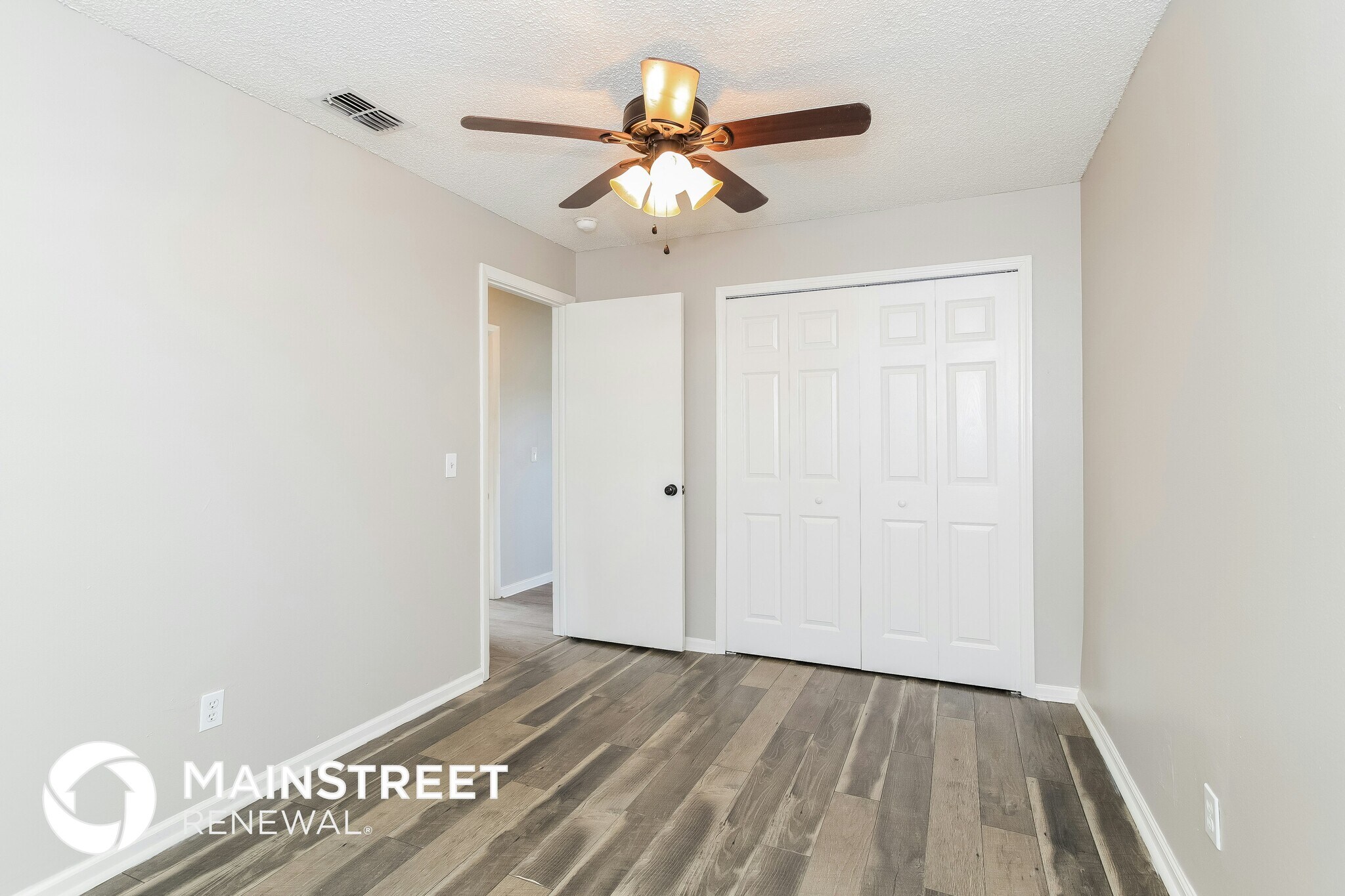 Building Photo - 714 Eagle Ave