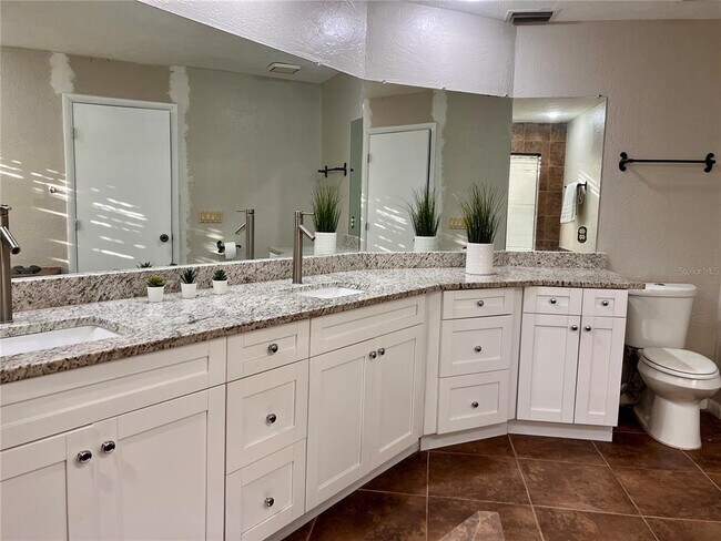 Building Photo - 6612 Black Fin Way