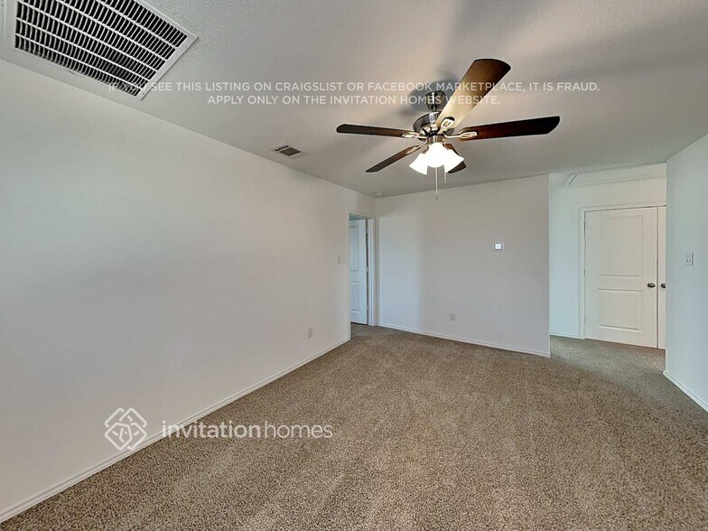 Building Photo - 135 Pasadena Pl