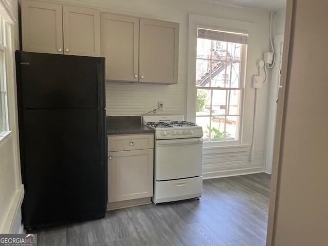 Building Photo - 806 Briarcliff Rd NE