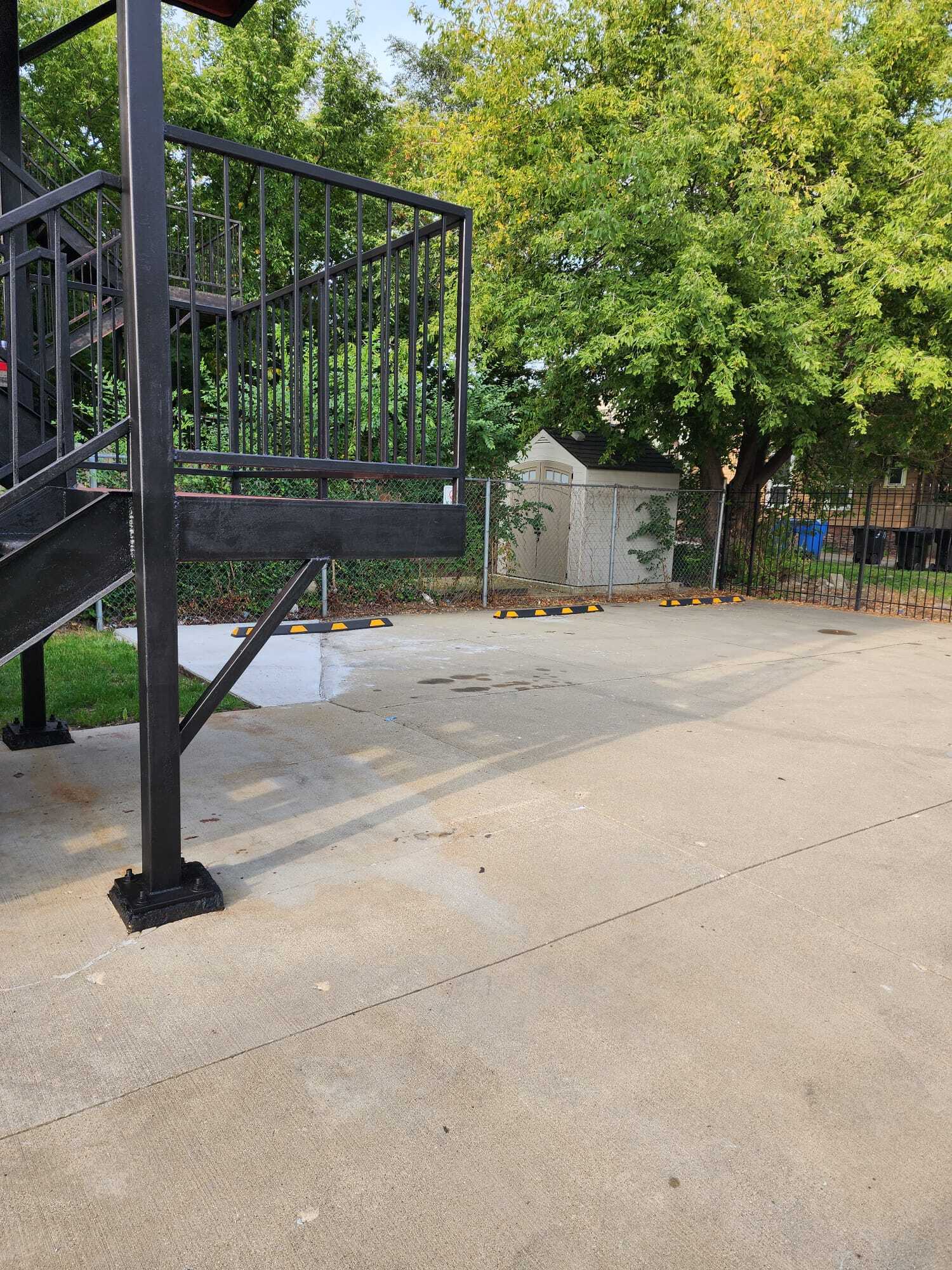 Parking - 5911 S Indiana Ave