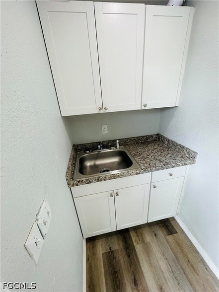 Building Photo - 2117 Mitchell Ct