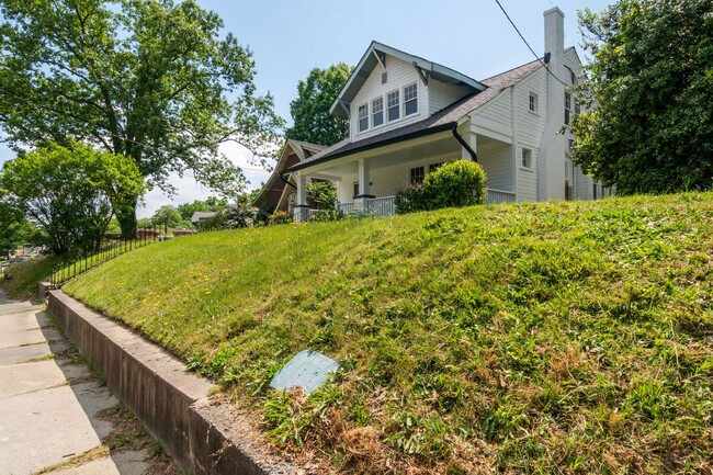 Building Photo - Fully Renovated Two-Story 4bd/2ba Home Just 5 Minutes from Downtown Durham and Steps Away From NCCU!