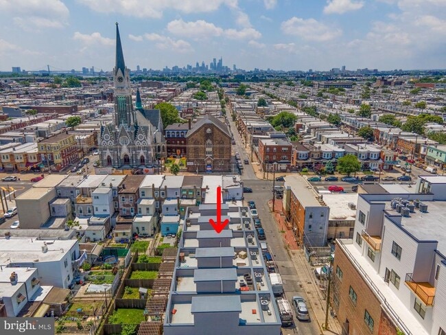 Building Photo - 3213 Chatham St