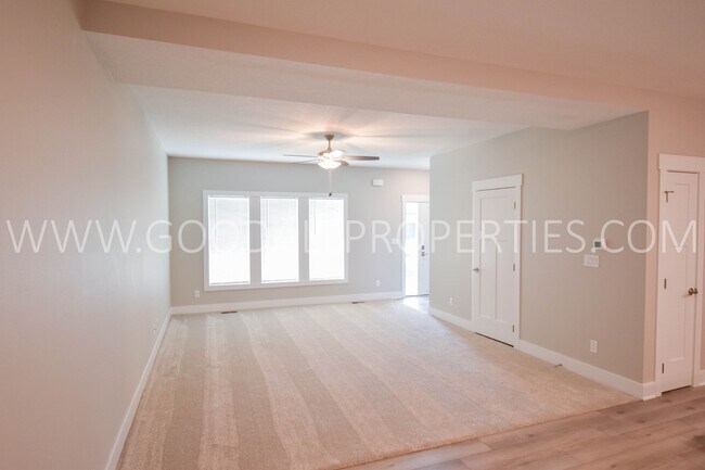 Building Photo - 16609 Wilden Dr