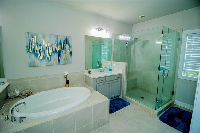 Building Photo - 1130 Provence Ln