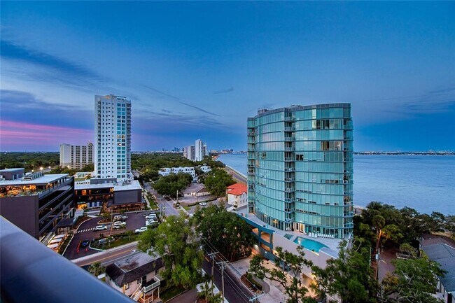 Building Photo - 3015 S Ysabella Ave