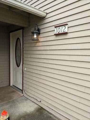 Building Photo - 1012 13th St Ct NW